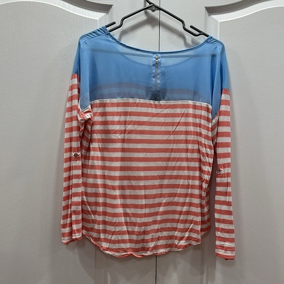 Top L - Picture 2 of 7